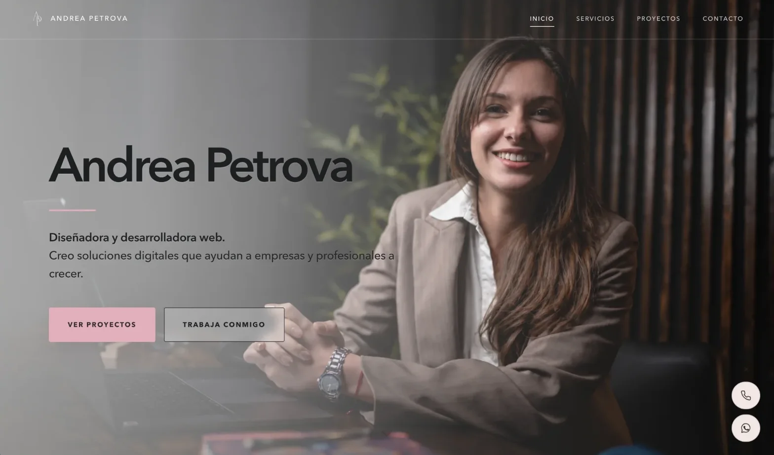 Web corporativa de Andrea Petrova diseñada en WordPress + Elementor, vista en el navegador